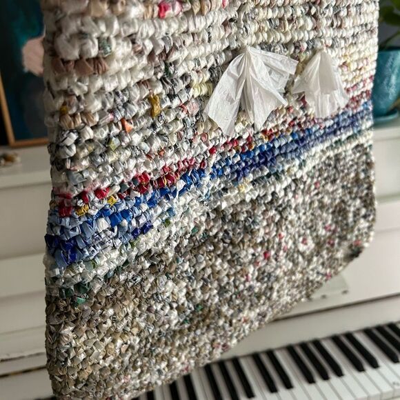 Hand crafted Woven Plastic Bag Eco-Friendly Multicolor Tote Bag 16" x 13" - Picture 12 of 16